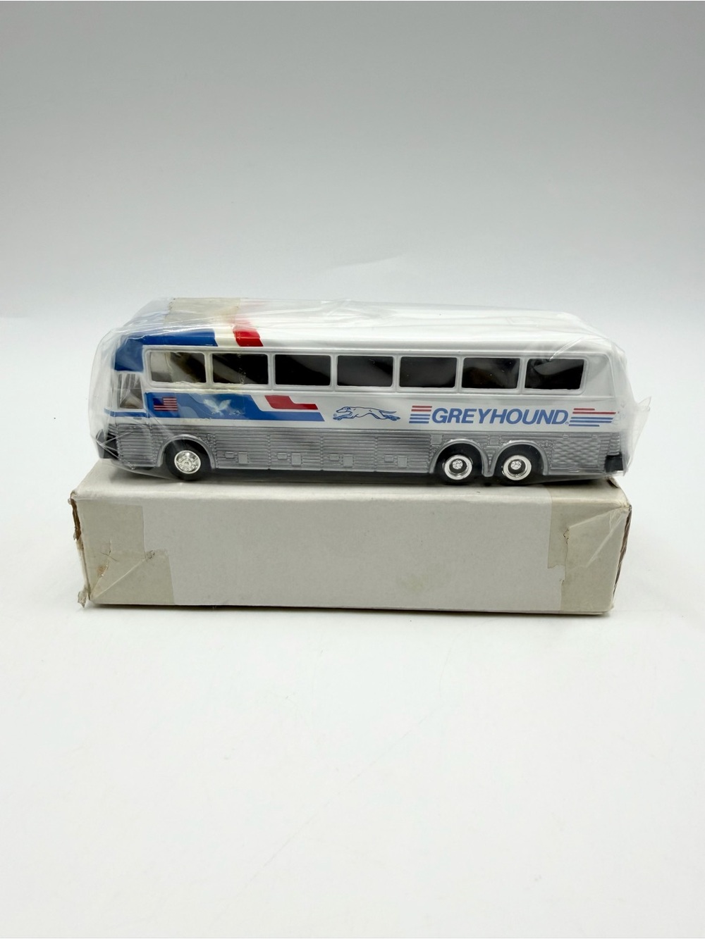 Greyhound White & Blue Die-Cast Toy Bus for Kids